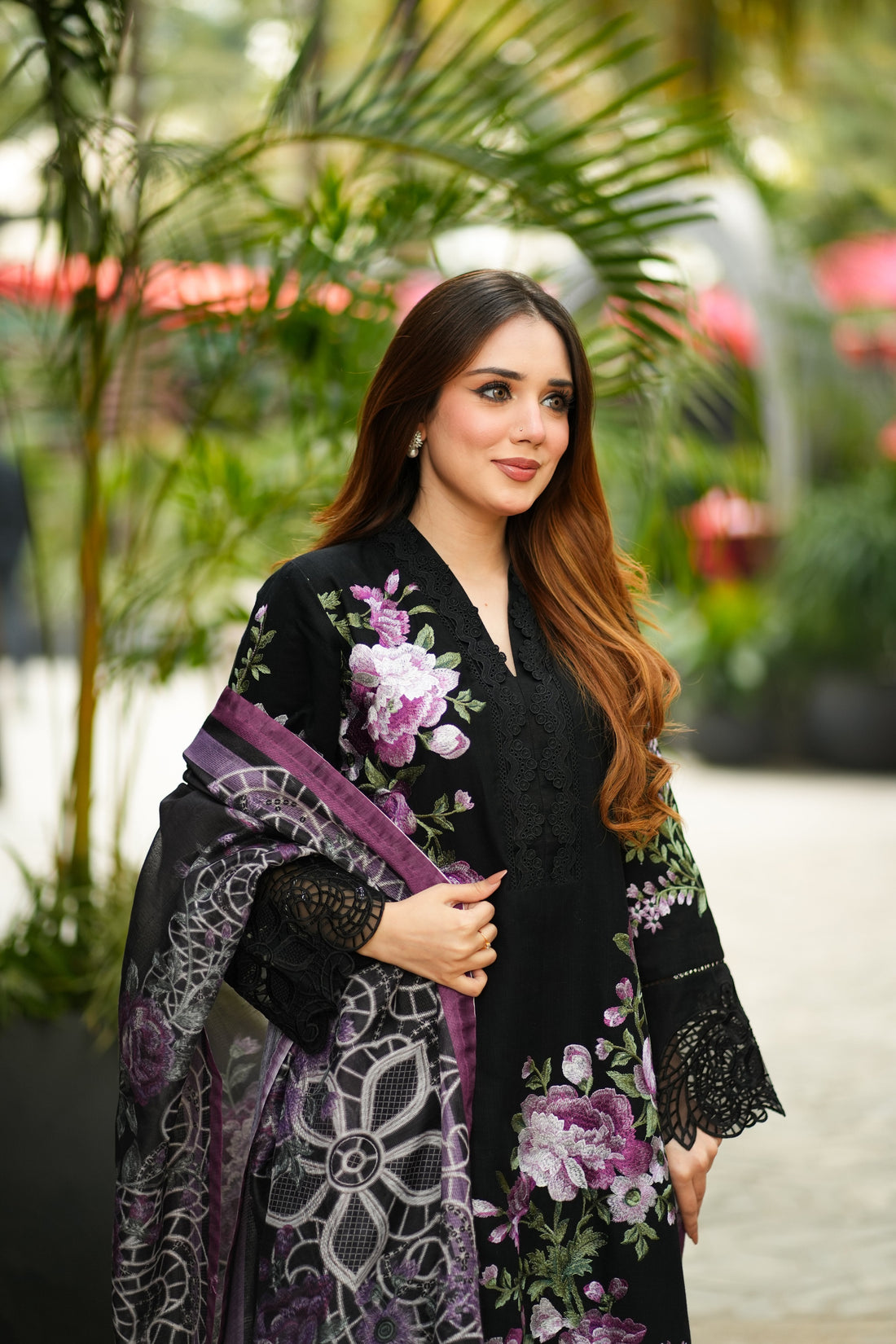 Rohini - Black
